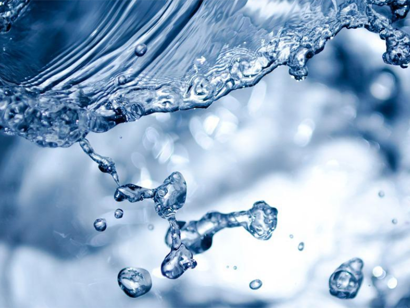 极谱法余氯检测仪特性和优点（极谱法余氯检测仪技术指标）